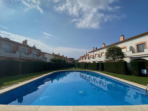 Day, Pool view, Swimming pool