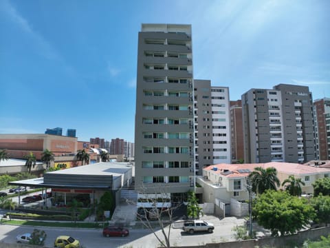 Property building, Neighbourhood