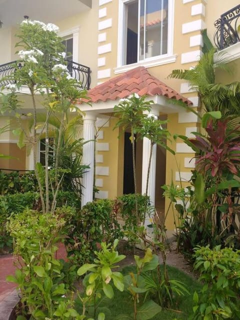 Property building, Garden view