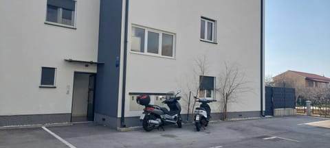 Property building, Parking