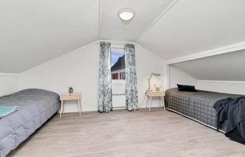 Din hjem! Mitt i by1. Gratis parkering!! Apartment in Nordland, Norway