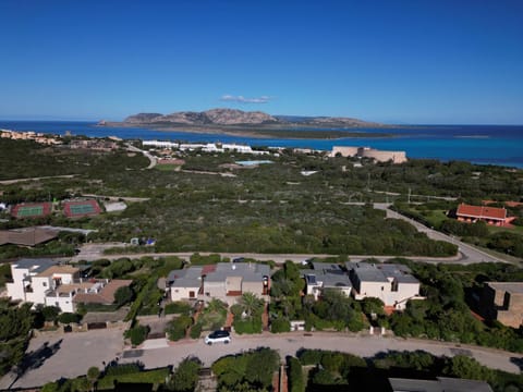 Villetta con Giardino a pochi passi dalla Spiaggia House in Stintino