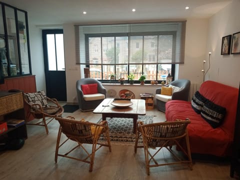 GITE LES TREFLES proche de la plage en baie du mont st michel House in Jullouville