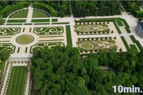 Studio de Luxe Meublé ,Clim et Parking Options, lave-linge Apartment in Île-de-France