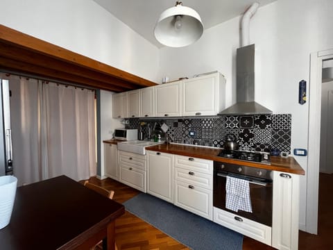 Kitchen or kitchenette, dishwasher, minibar, pet friendly