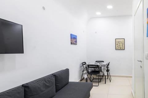 La Casa di Manila House in Naples