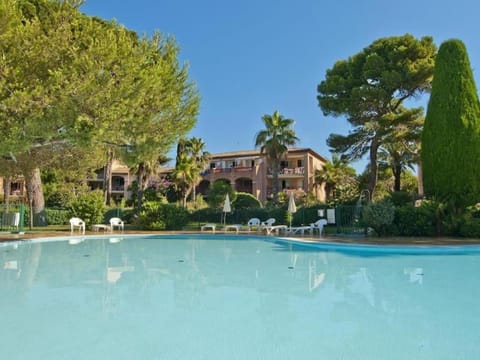 Natural landscape, Garden, Garden view, Pool view, Swimming pool