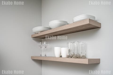 Unwind in a Modern Suite near Marietta Square House in Marietta