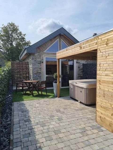 Ô ptit Zébo House in Wallonia, Belgium