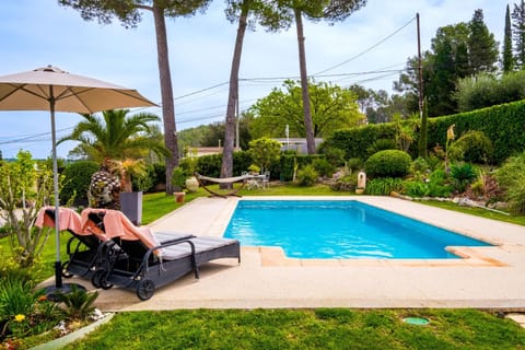 Property building, Living room, Swimming pool