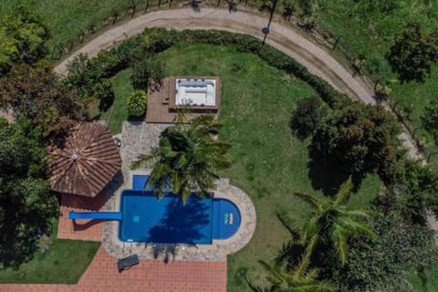 Property building, Day, Natural landscape, Bird's eye view, Pool view, Swimming pool, sunbed