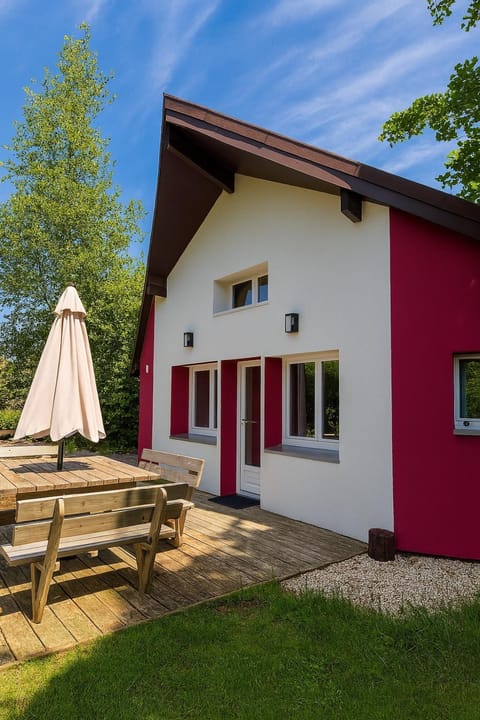 Chalet cosy entre lacs et montagnes Chalet in Métabief