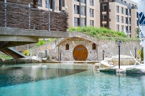 Property building, Day, Natural landscape, Landmark view, Swimming pool, Time of day, Location
