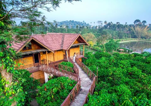 Property building, Facade/entrance, Bird's eye view, Mountain view