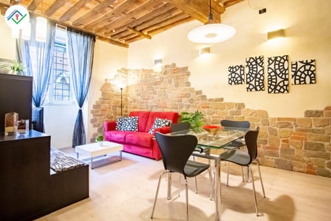 Living room, Seating area, locker, air conditioner