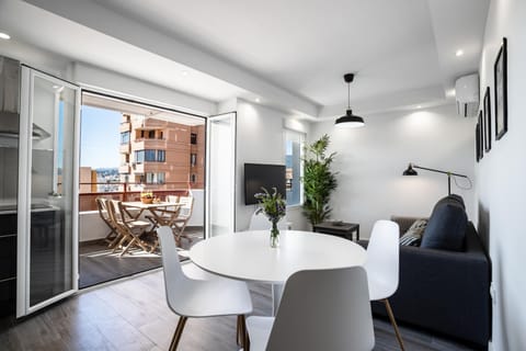 TV and multimedia, Balcony/Terrace, Living room, Dining area