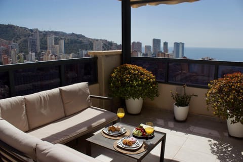 Patio, Balcony/Terrace, City view, Mountain view, Sea view, Breakfast