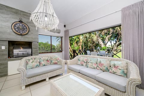 BBQ facilities, Living room, Seating area, Garden view, Entertainment
