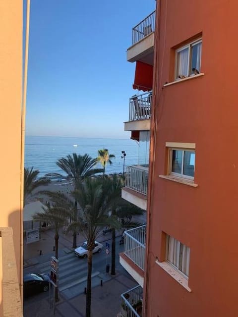 1ª linea edificio La Paz Apartment in Fuengirola