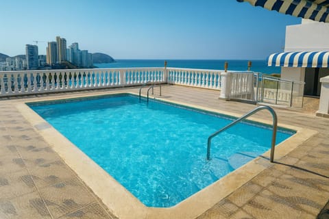 Balcony/Terrace, Sea view, Swimming pool