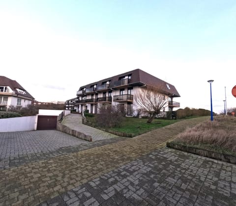 Skyview Suite Apartment in Koksijde