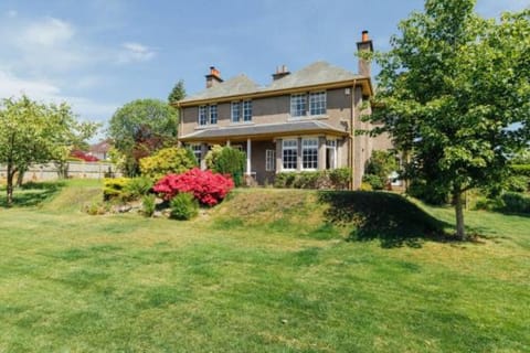 Property building, Garden, Garden view