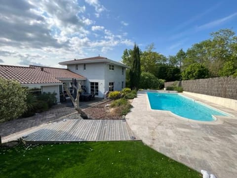 Patio, Garden, Swimming pool