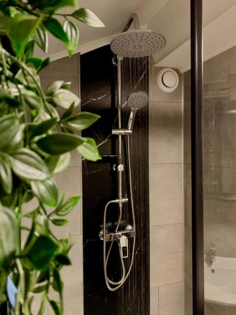 Chalet Het Hulstje 2 Chalet in Wallonia, Belgium