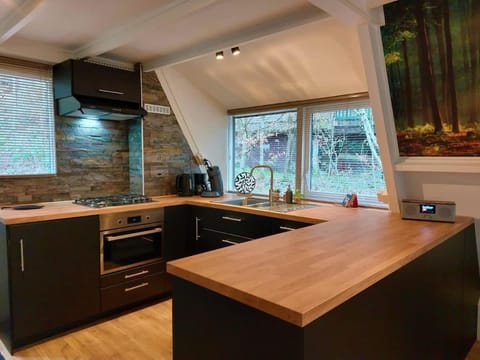 Chalet Het Hulstje 2 Chalet in Wallonia, Belgium