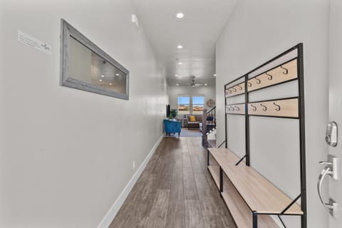 Ocotillo 69 3 Bedrooms with a Private Hot Tub, Fire Pit, and Private Patio House in Santa Clara