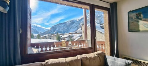 View (from property/room), Mountain view