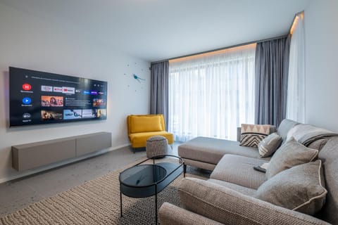 Communal lounge/ TV room, Living room