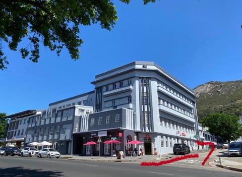 Property building, Day, Neighbourhood, Street view, Location