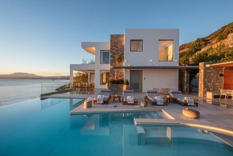 Property building, Patio, Swimming pool