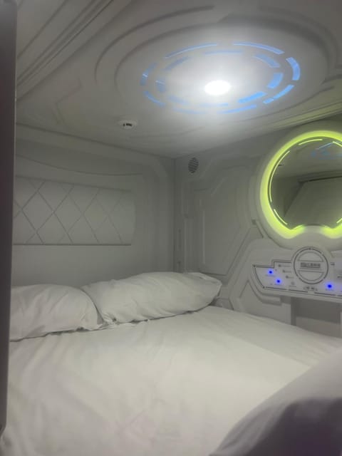 Limin Hostel Capsules Capsule hotel in Valencia