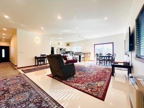 The Nook, Private Beach House House in Mendocino County