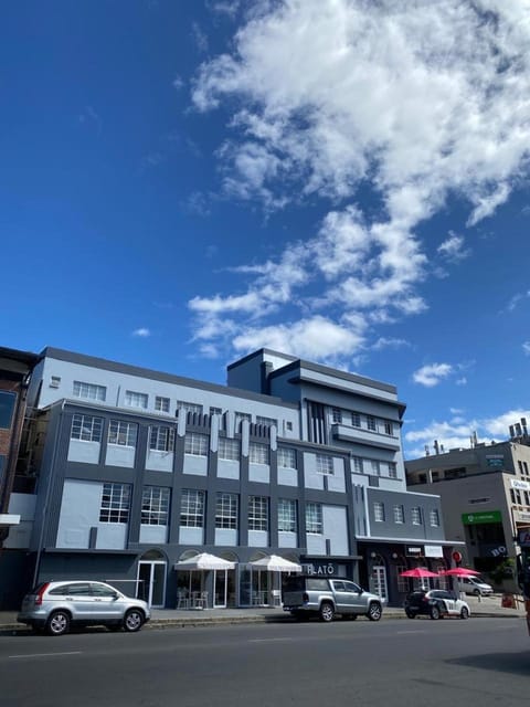 Property building, Location