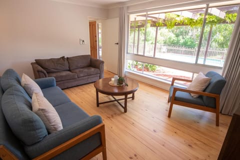 Balcony/Terrace, Living room, Seating area
