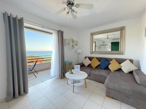 Seating area, Sea view