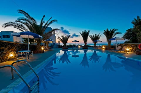Night, Swimming pool