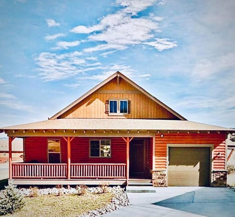 Granby Ranch Ski & Golf Getaway - Pank's Peak House in Granby