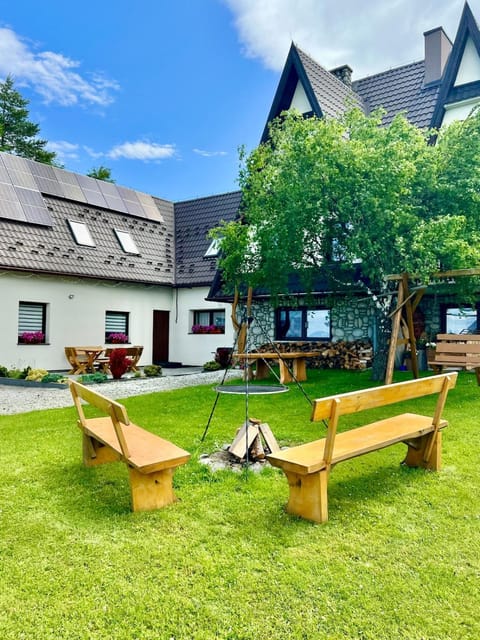 Property building, Natural landscape, BBQ facilities, Garden, Evening entertainment, Garden view