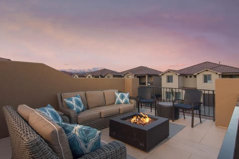 Paradise Village 113 Water Park and Kids Cove, Ping Pong, XBOX 360, Games, Beautiful Mountain Views, and More House in Santa Clara