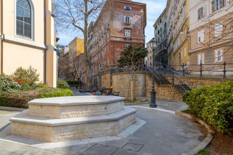 Property building, Day