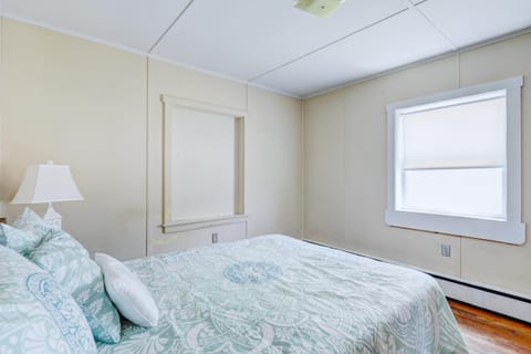 Town of Dewey Beach - 2004 Coastal Hwy Unit C House in Dewey Beach