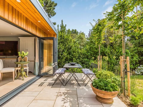 Patio, Garden, Garden view