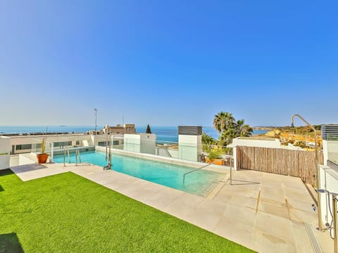 Day, Balcony/Terrace, Pool view, Sea view, Swimming pool