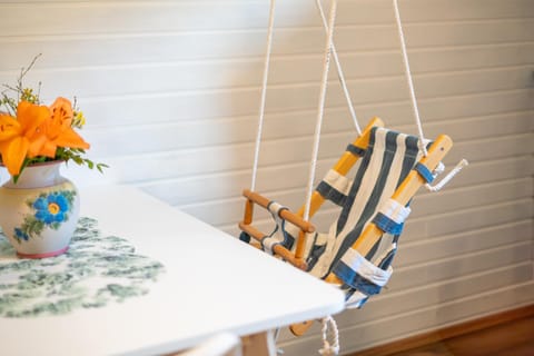 Decorative detail, Dining area