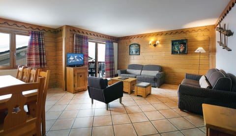 Tignes-8-10 personnes-4 chambres-parking Apartment in Tignes