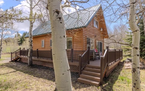 Property building, Day, Natural landscape, Garden